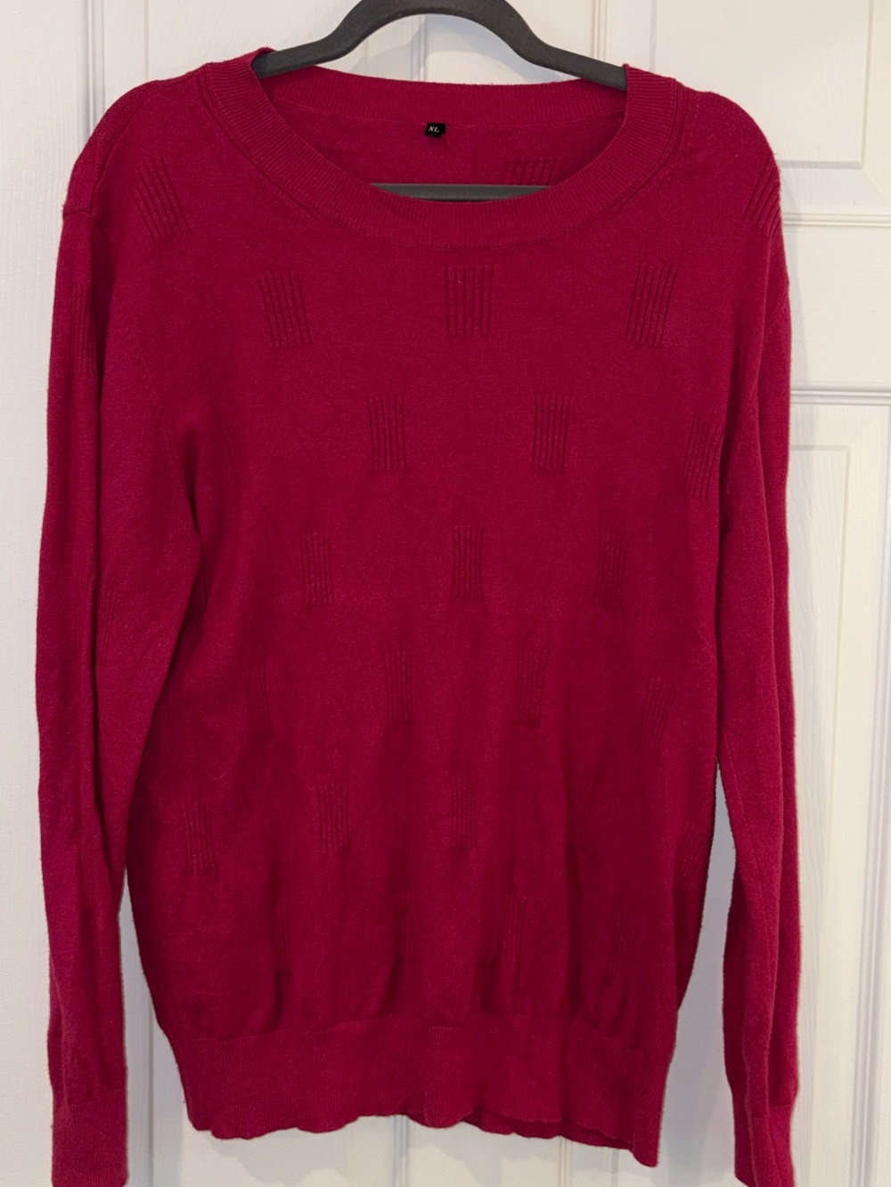 Women’s Scoop Neck Sweater in Deep Raspberry